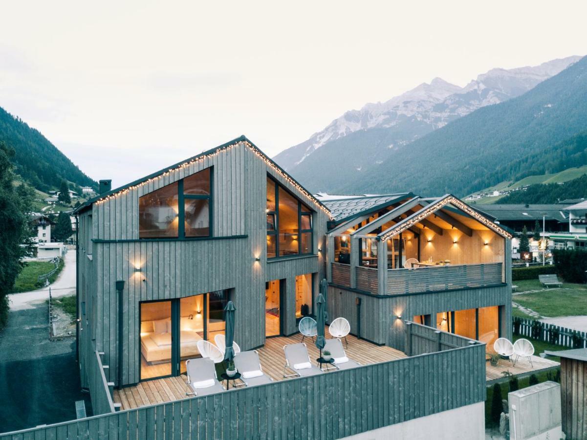 Ferienhaus Zum Stubaier Gletscher - Dorf Нойщифт им Щубайтал Екстериор снимка